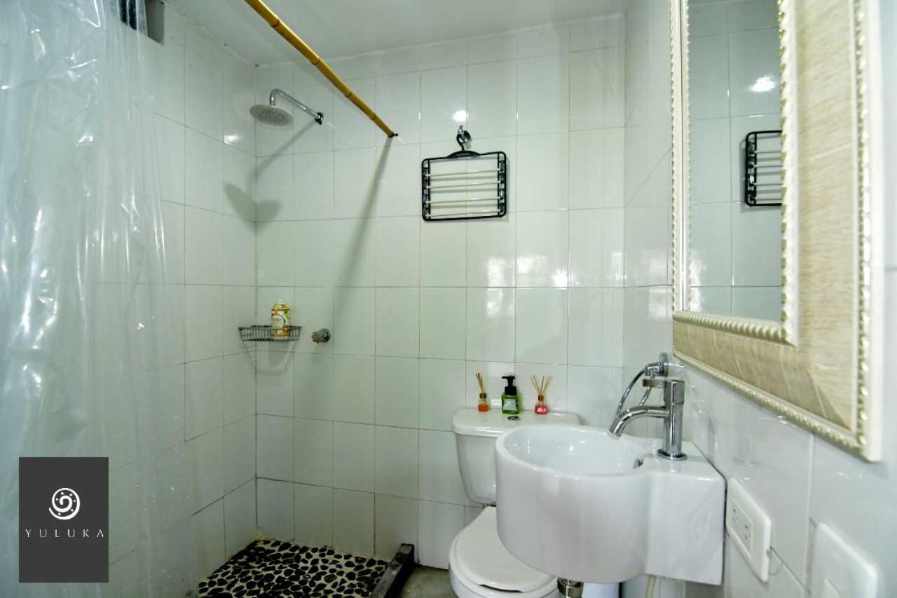 Yuluka Hostel Апуло Экстерьер фото